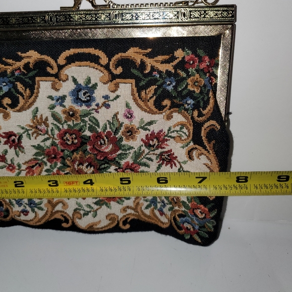 Vintage Floral Tapestry Clutch - Picture 3 of 7